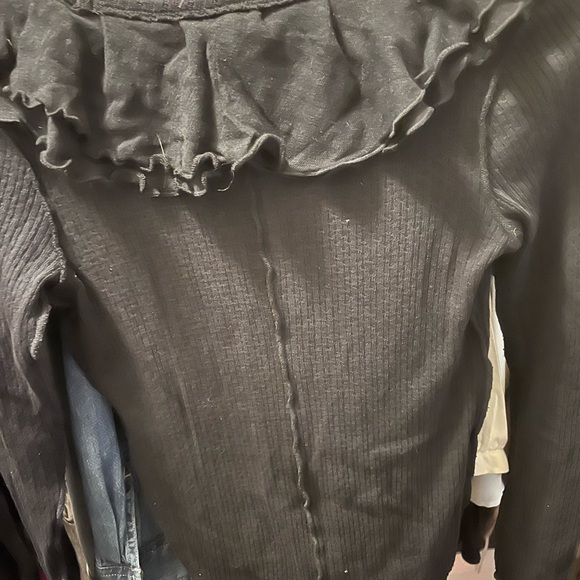 New! Free People low cute long sleeve top - Picture 4 of 8